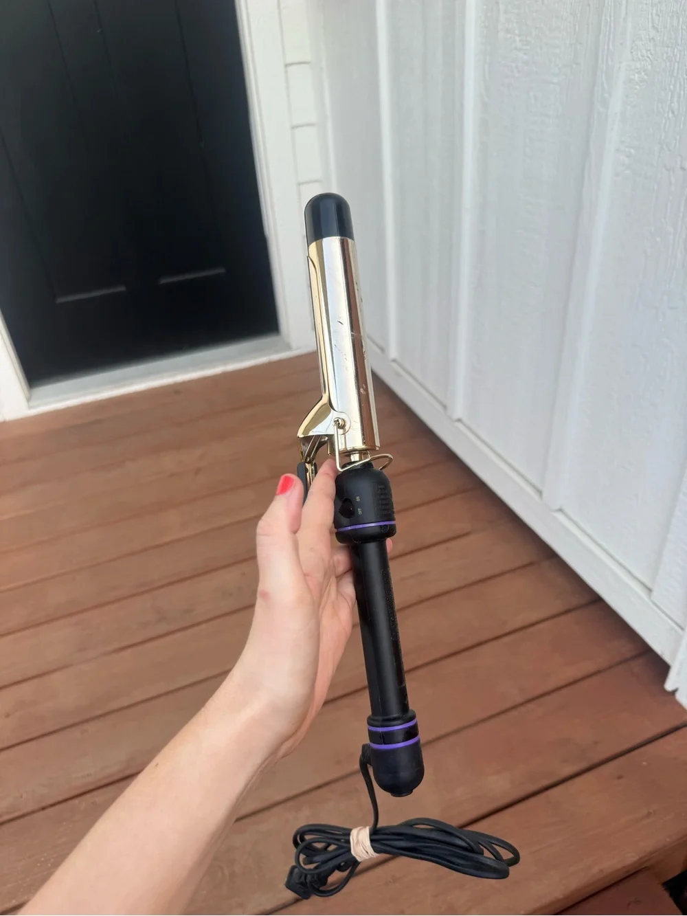 Gold and Black Curling Iron - Salon-Style Hair Wand